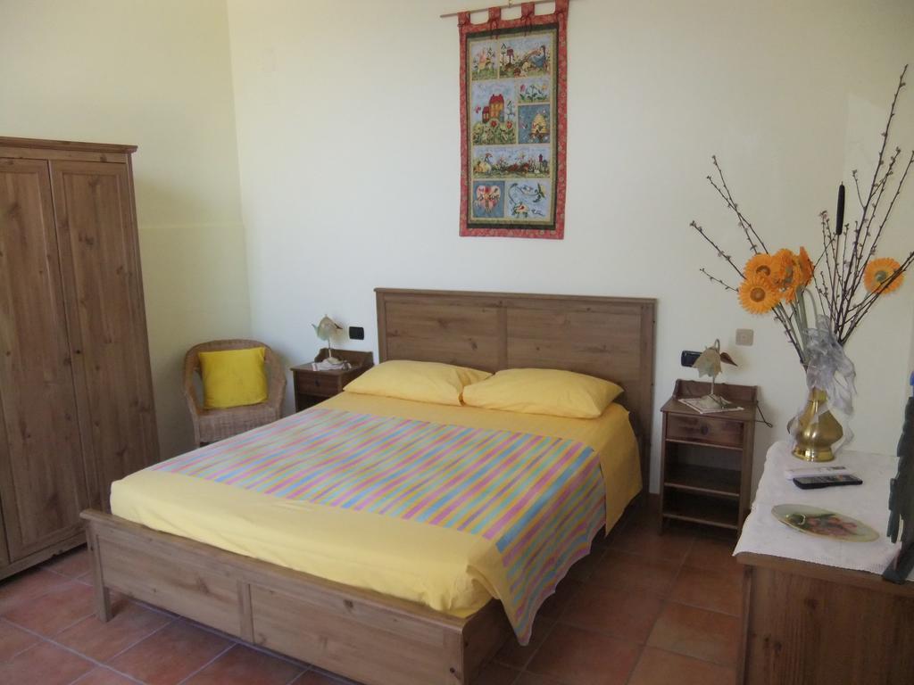 Agriturismo Fiori D'Arancio Palagiano Habitación foto